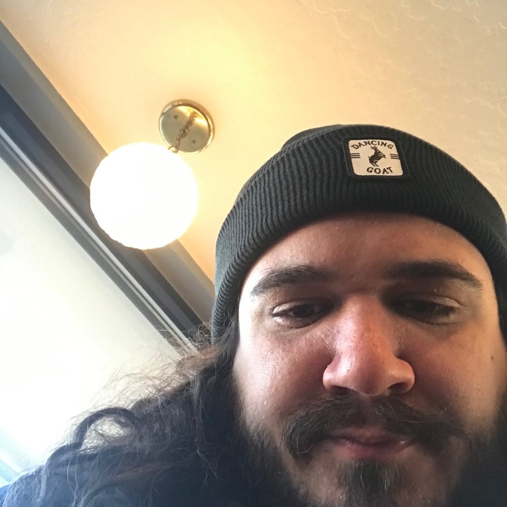 Meet your Posher, Devin